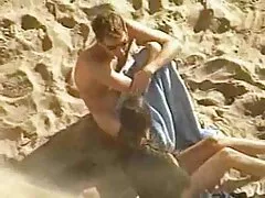 תינוקת יפנית סרטים כחולים לצפיה בחינם מפגרת שמוצצת את רגליה